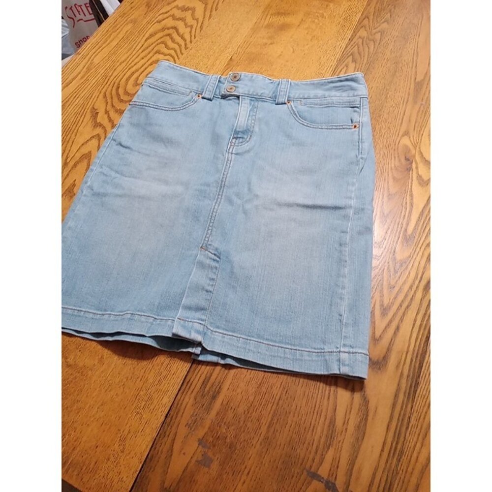 GAP Jeans Skirt Womens 6 Blue Light Preowned Summer Denim Spring Casual Work - Picture 3 of 7